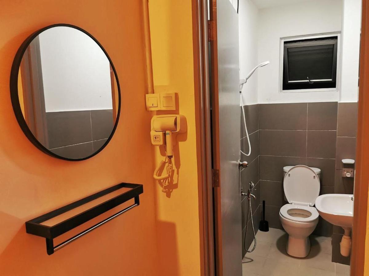 The Cocoon Capsule Hotel Cameron Highlands Eksteriør bilde