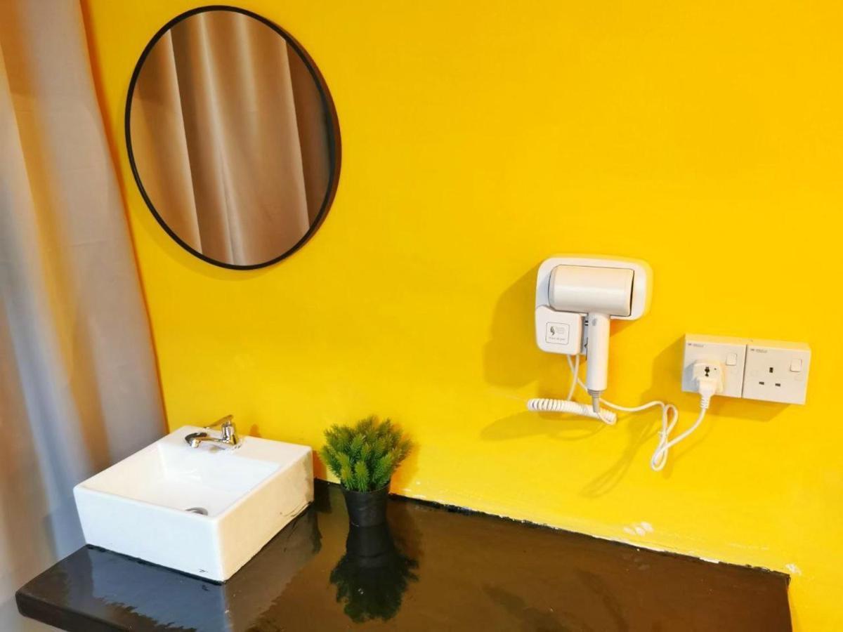 The Cocoon Capsule Hotel Cameron Highlands Eksteriør bilde